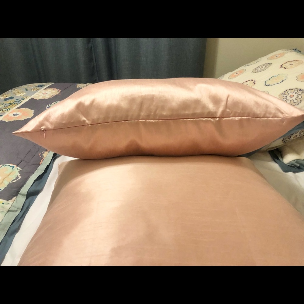 2 Blush Pink 26” Euro Sham Pillow Covers - Picture 5 of 6